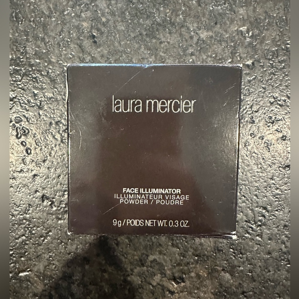 Laura Mercier Face Illuminator- Addiction